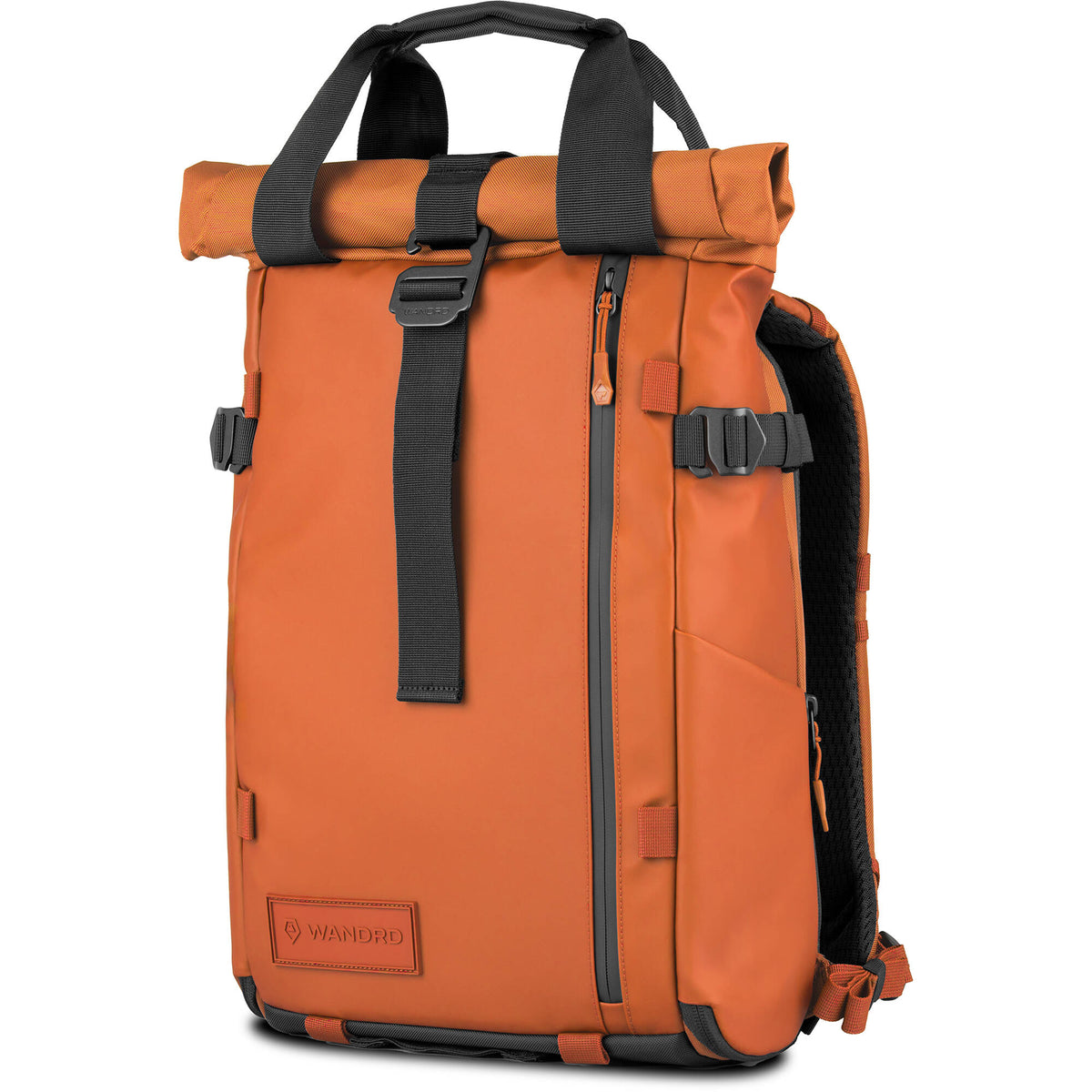 Mochila WANDRD PRVKE 15 Photo Bundle (Sedona Naranja, 15L) - puertos y conexiones