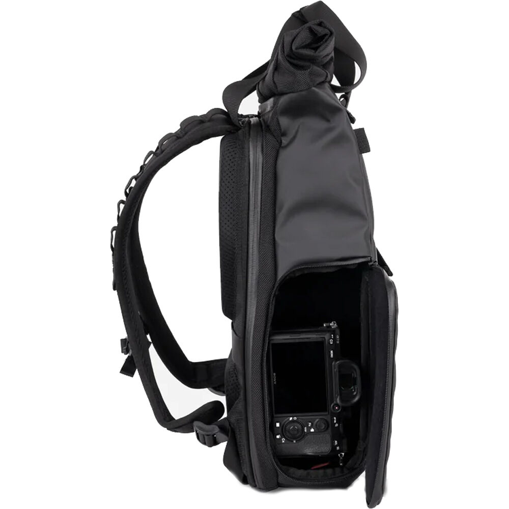 Mochila WANDRD PRVKE Lite V3 (Negro, 15L) - vista lateral