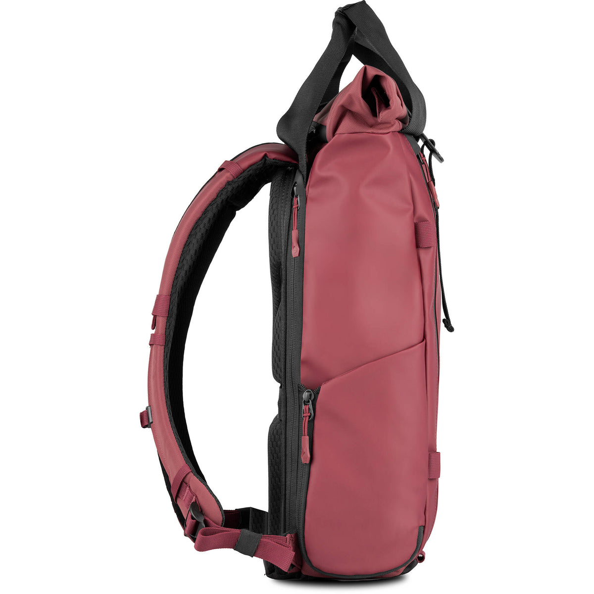 Mochila WANDRD PRVKE (Rhone Burgundy, 15L) - puertos y conexiones