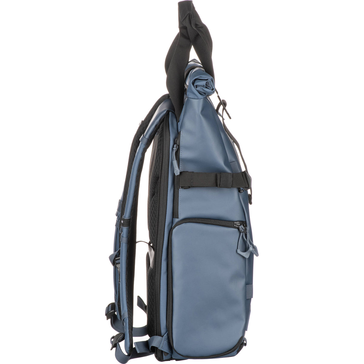 Mochila WANDRD PRVKE V4 (Aegean Azul, 21L) - puertos y conexiones