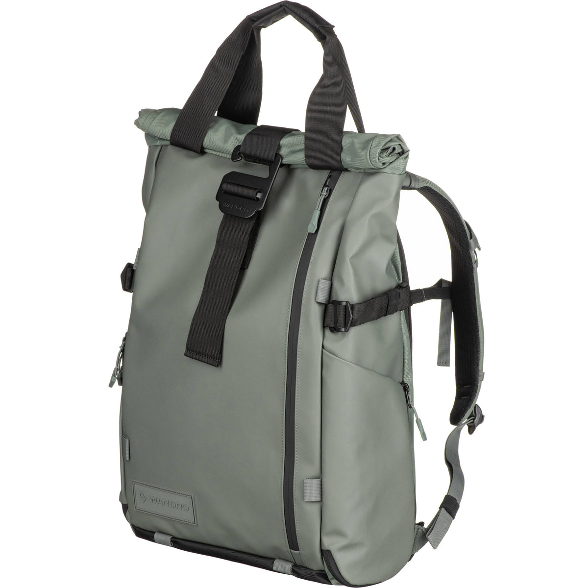 Mochila WANDRD PRVKE V4 (Wasatch Verde, 21L) - en uso