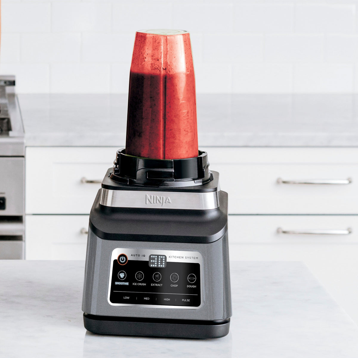 Licuadora Ninja Professional Plus Kitchen System BN801 — detalle del sistema
