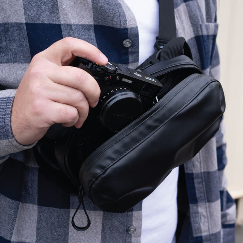 Riñonera WANDRD D1 Fanny Pack (Negro, 2L) - vista trasera