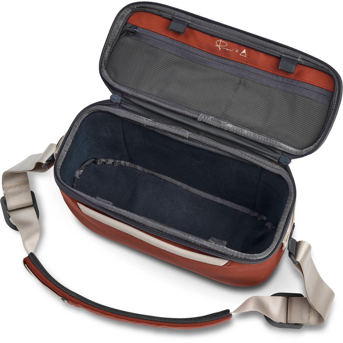 Sling Nomatic LUMA (Rust, 12L) - vista lateral
