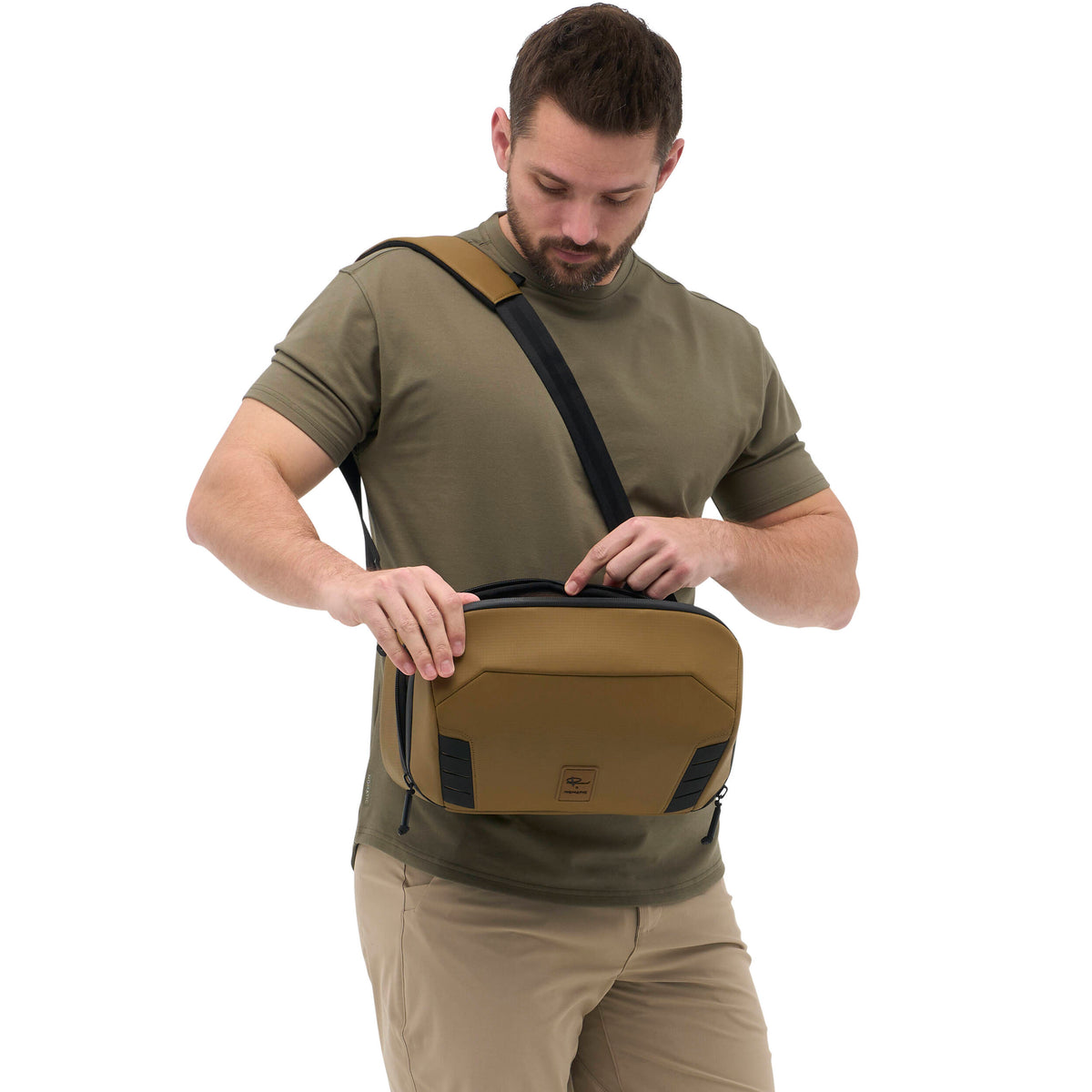 Sling Nomatic McKinnon (Coyote, 8L) - detalle