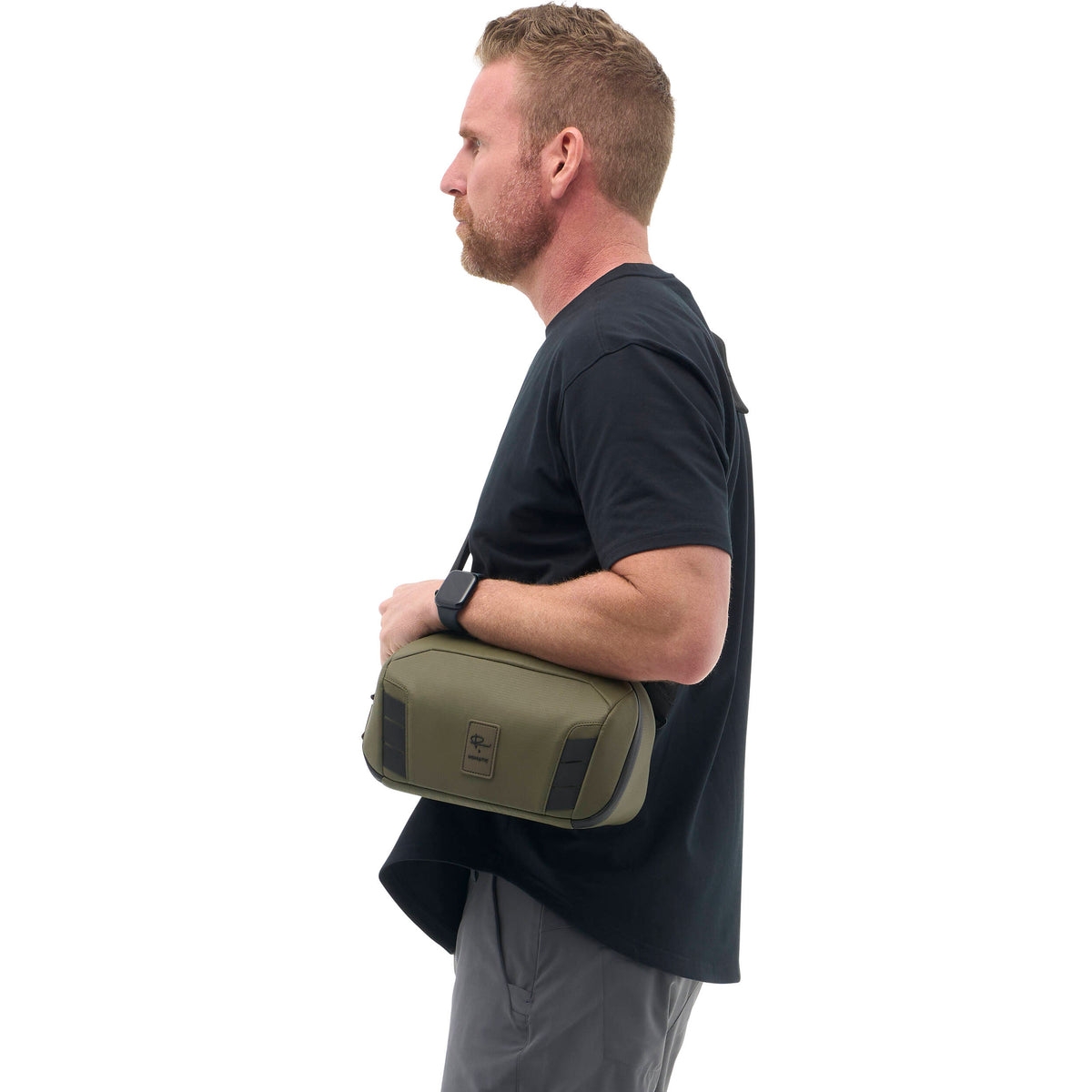 Sling Nomatic McKinnon (Ranger, 5L) - contenido de la caja