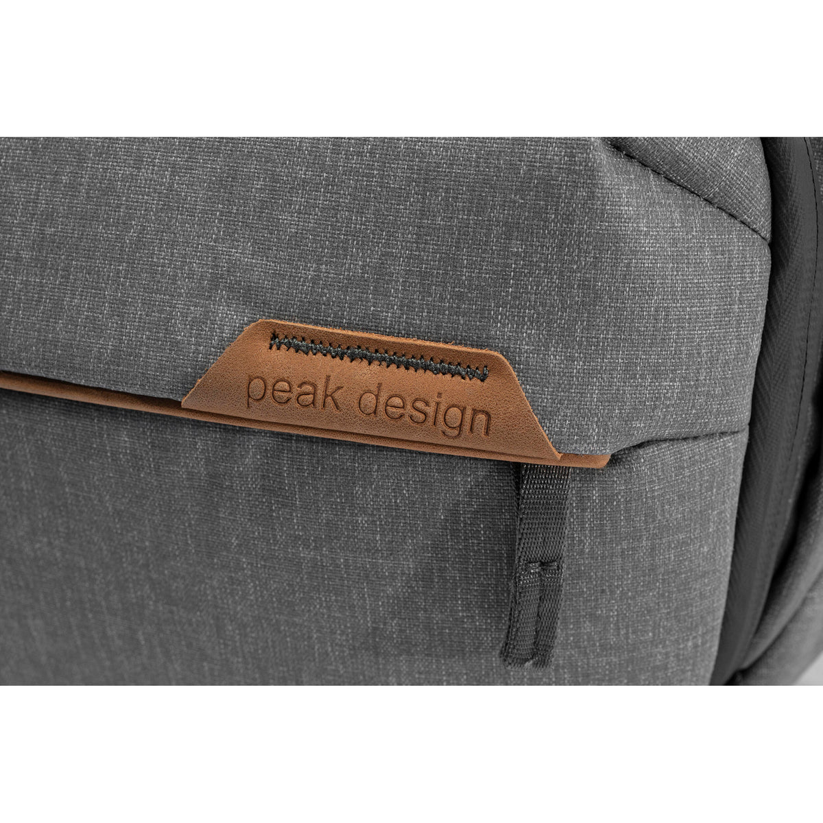 Sling Peak Design Everyday v3 (Ash, 3L) - vista lateral