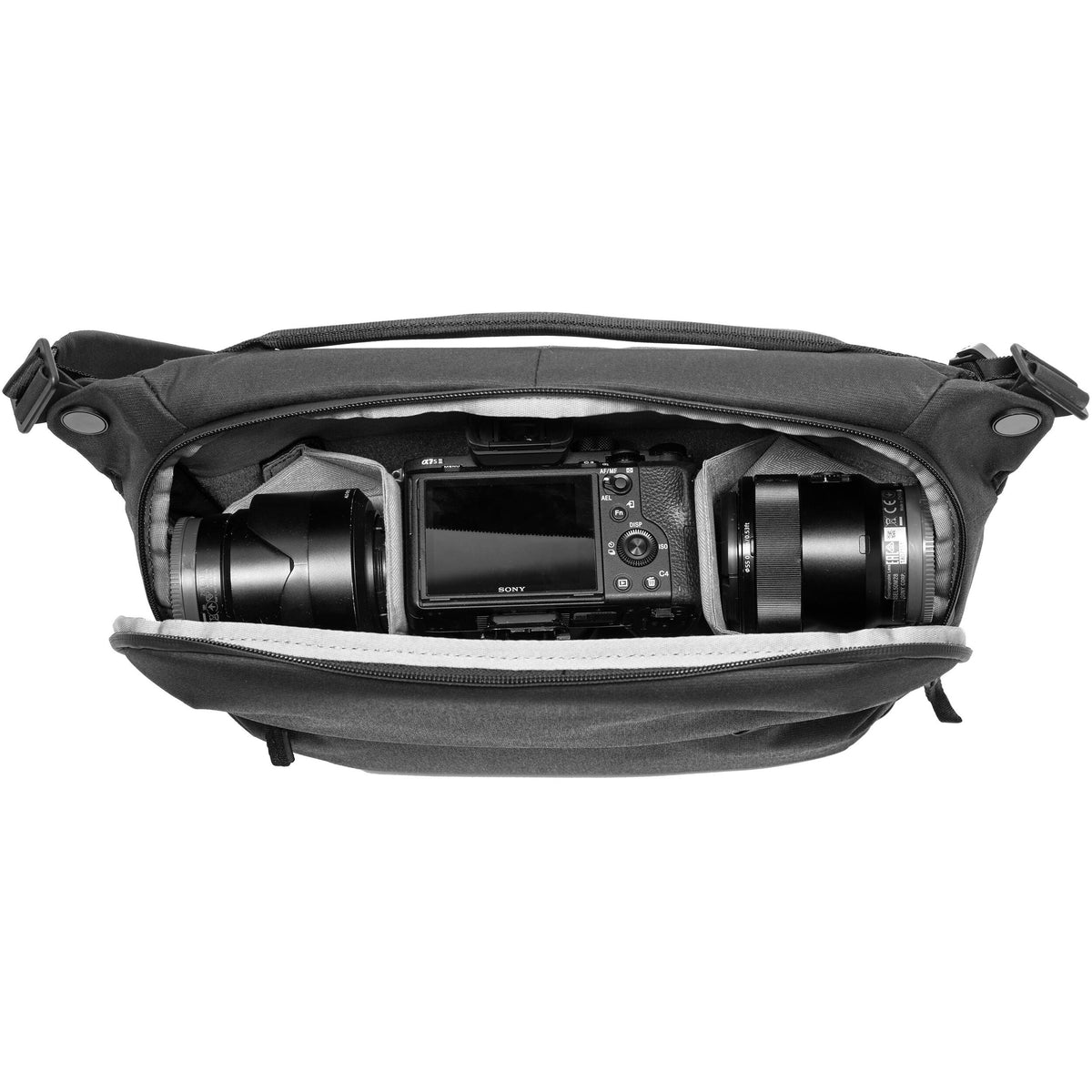 Sling Peak Design Everyday v3 (Negro, 10L) - vista lateral