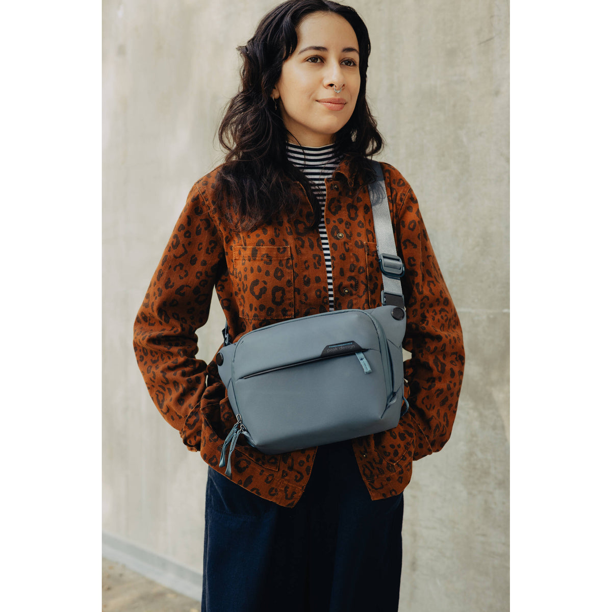 Sling Peak Design Everyday v3 (Ocean, 3L) - detalle