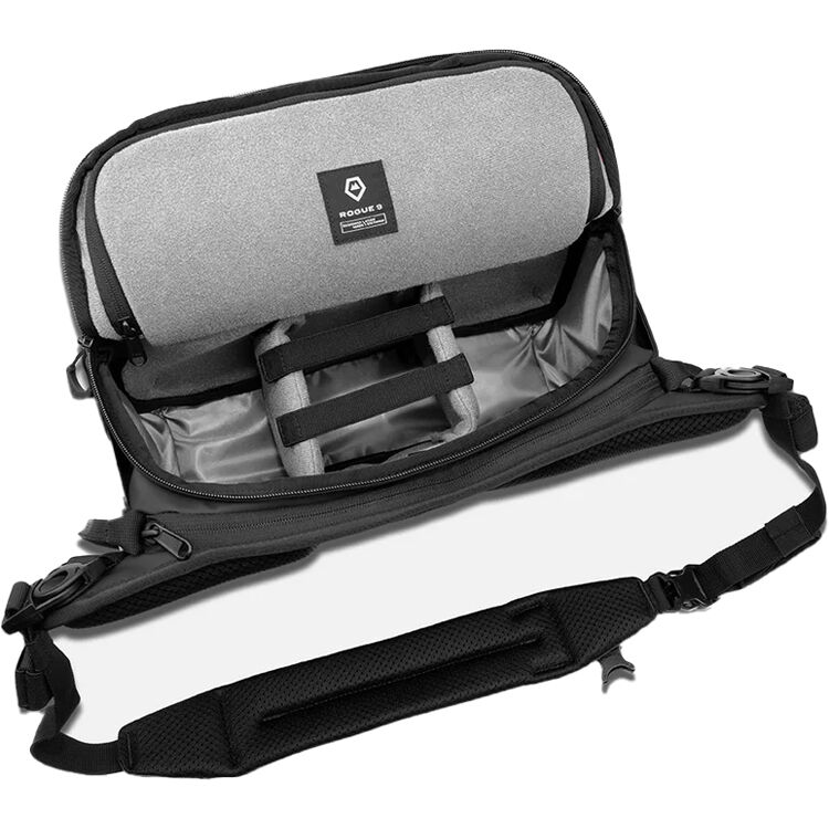 Sling WANDRD ROGUE V2 (Negro, 9L) - vista frontal