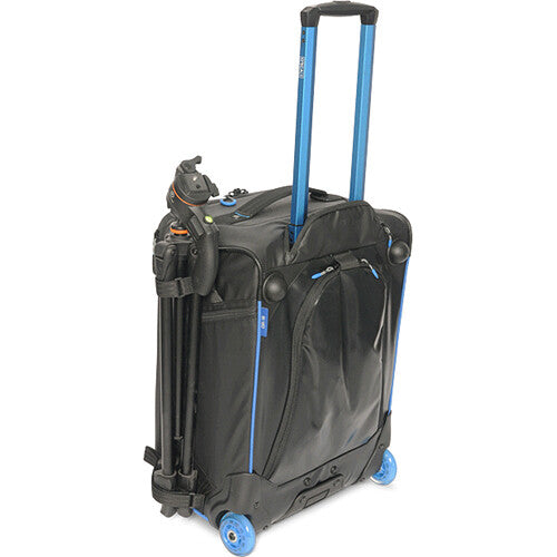 Valija con ruedas ORCA OR-16 Rolling Bag con Integrated Backpack System - puertos y conexiones