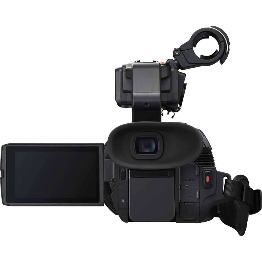 Videocámara Panasonic CX20 Profesional Compact 4K con XLR Inputs & IP Connectivity - en uso