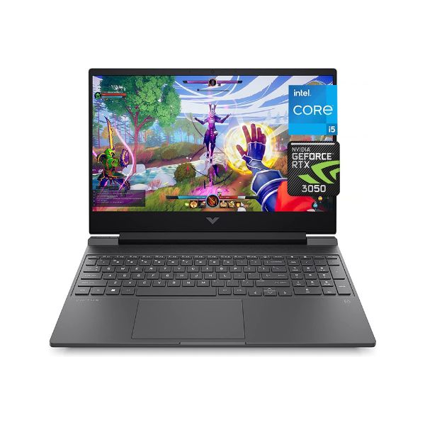 Laptop HP Victus Gaming color negro pantalla de frente con un videojuego