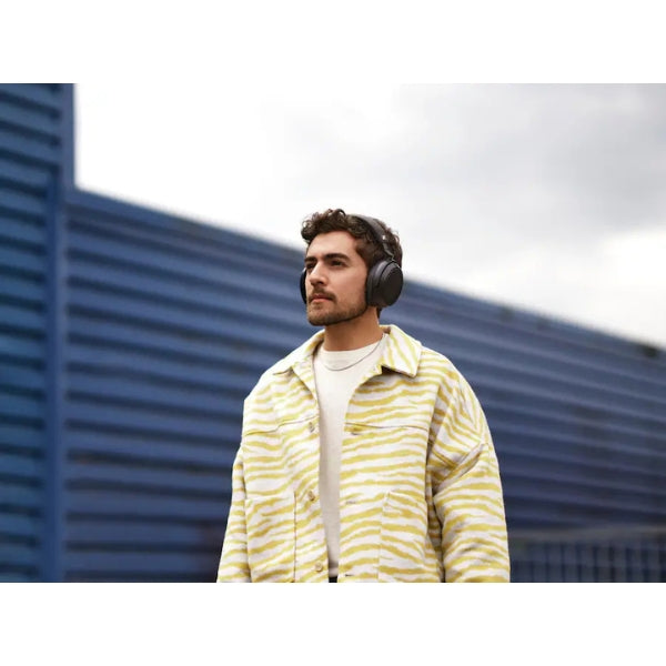 Audífonos-Sennheiser-MOMENTUM-4-Wireless-Adaptive-Noise-Canceling-Over-The-Ear-Headphones-Black