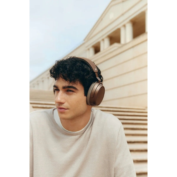 Audífonos-Sennheiser-MOMENTUM-4-Wireless-Bluetooth-Adaptive-Noise-Canceling-Over-The-Ear-Headphones-Brown