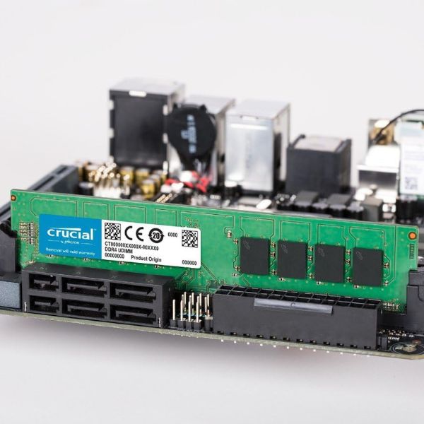 Memoria-Crucial-RAM-16GB-DDR4-3200MHz-CL22-ejemplo