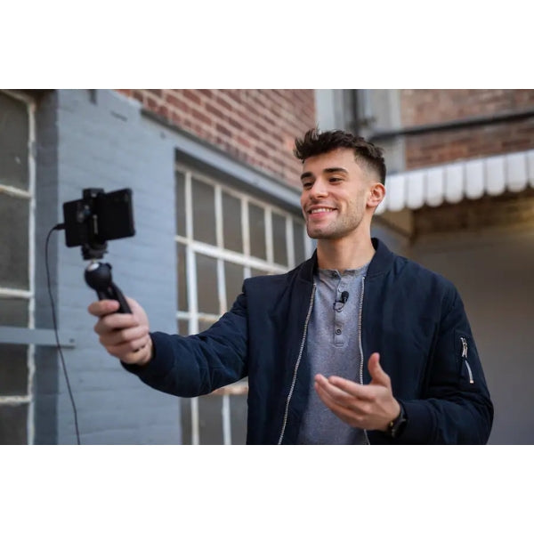 Micrófono-Sennheiser-XS-Lav-USB-C-Mobile-Kit-Omnidirectional-Clip-on-Microphone-with-Smartphone-Clamp-&-Manfrotto-PIXI-Mini-Tripod-Black