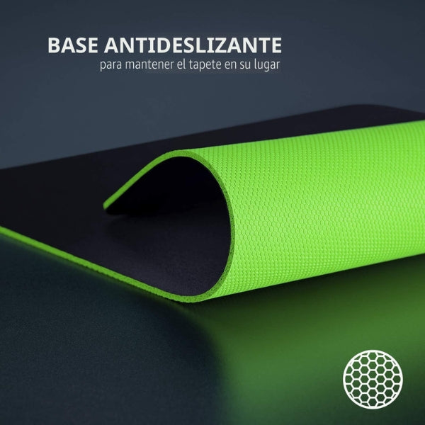 Mouse Pad - Razer - Gigantus - V2 - Large - Gaming - Superficie - Microtejido - Antideslizante - 450mm - Negro - RZ02-03330300-R3U1