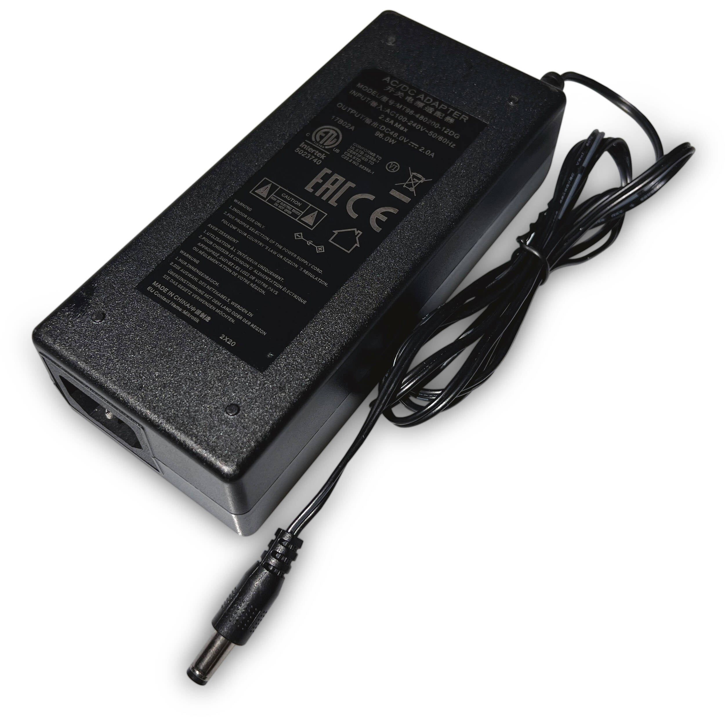 Accesorios de Redes MikroTik 48V, 2A 96W Power Adapter - vista frontal