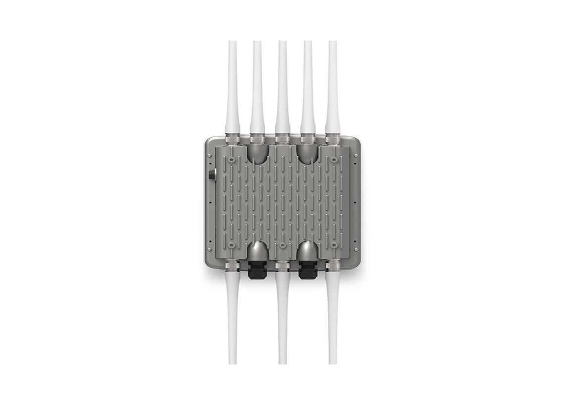 Access Point EnGenius ECW270 Cloud Managed 4x4 MU-MIMO Dual-Band Wi-Fi 6 Outdoor Access Point - vista 2