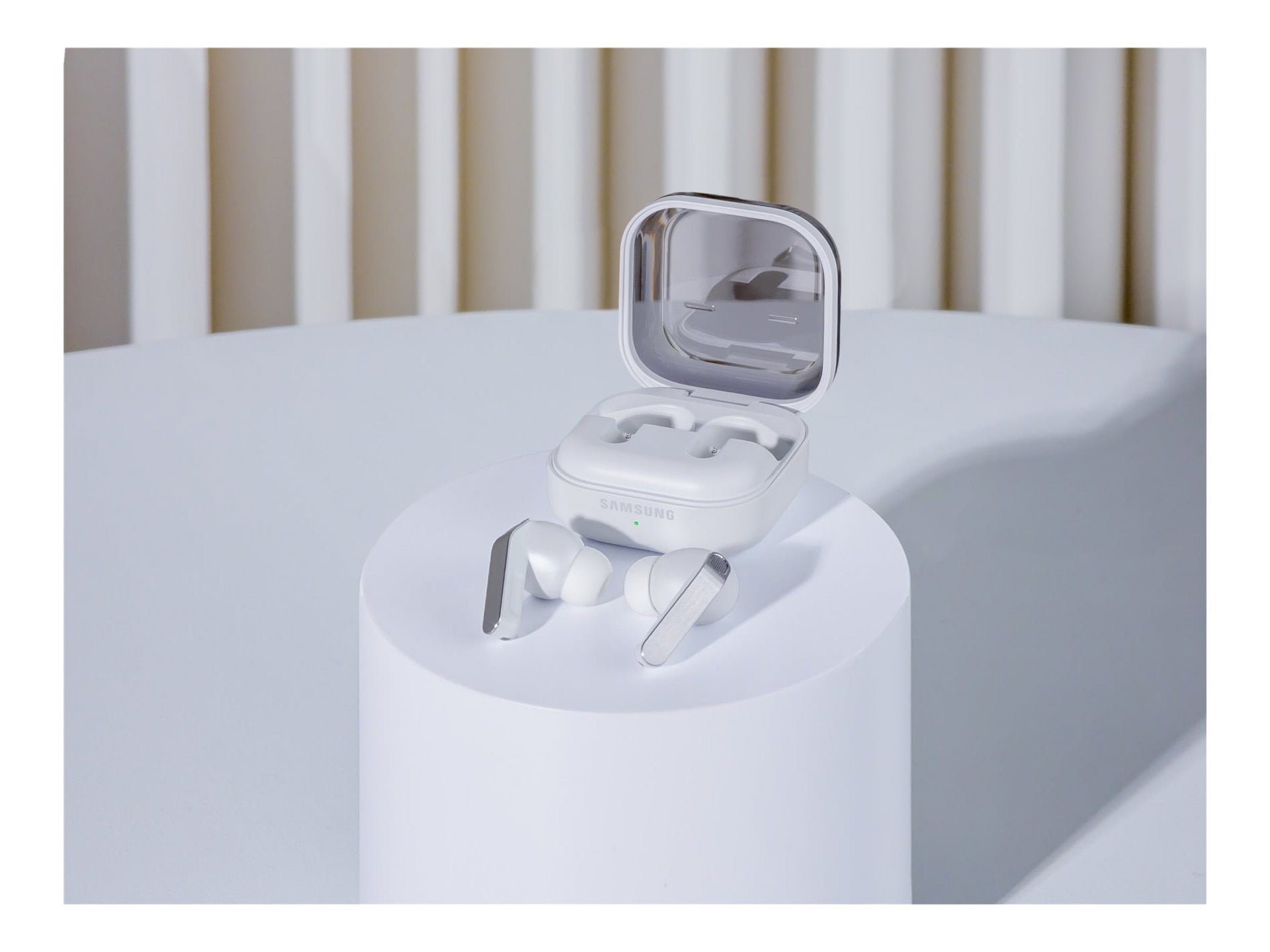 Audífonos True Wireless Samsung Galaxy Buds4 Pro - vista 7