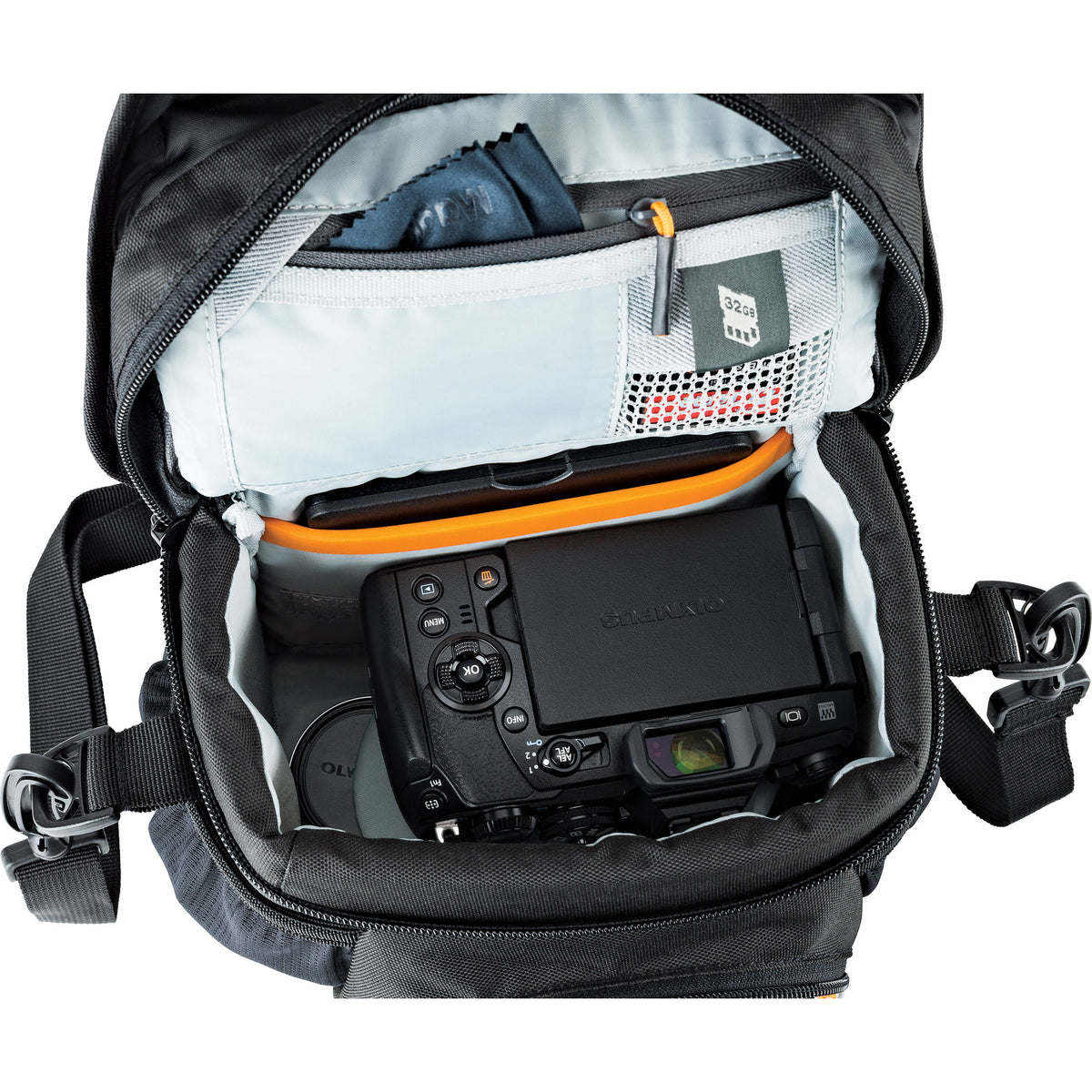 Bandolera Lowepro Nova 140 AW II (Negro) - contenido de la caja