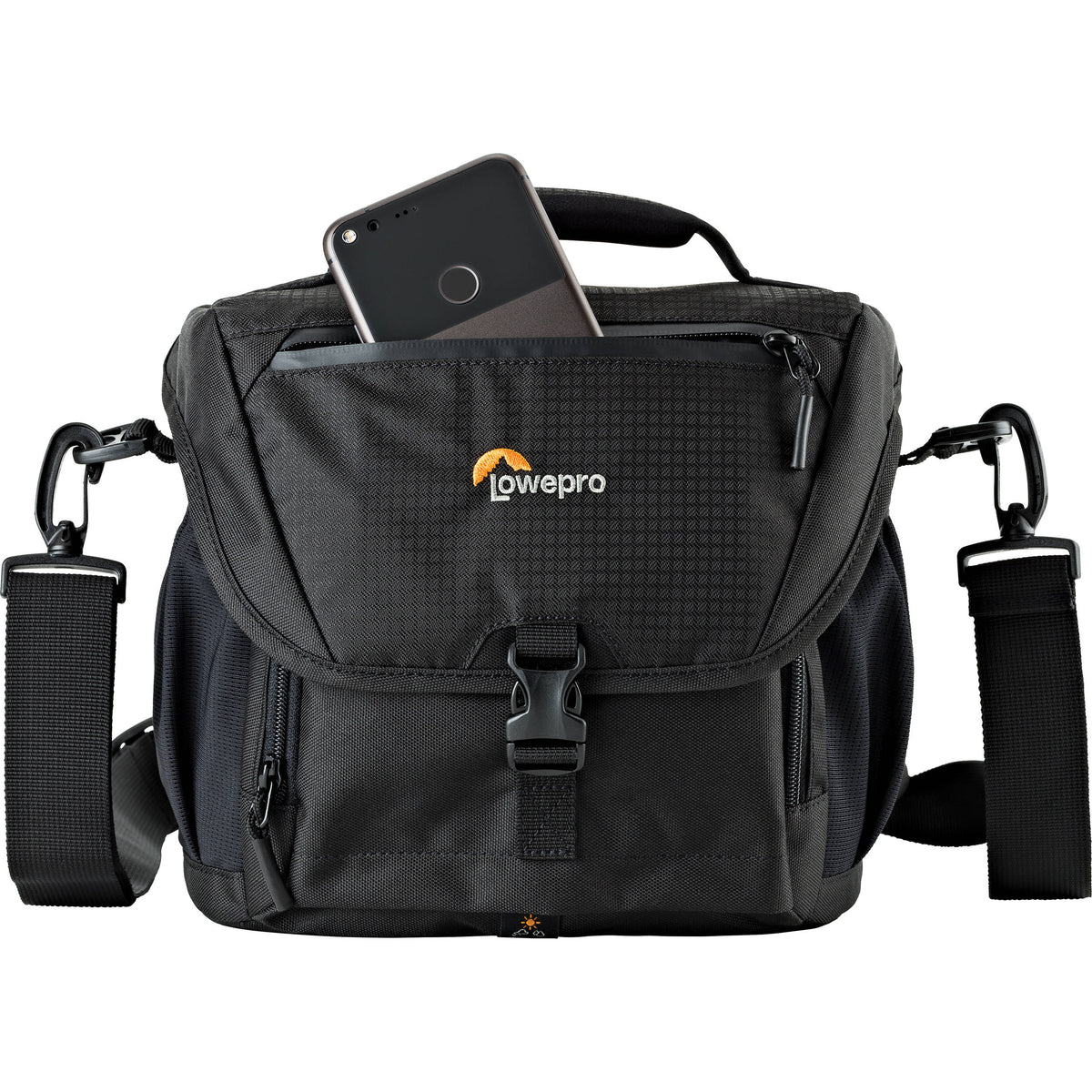 Bandolera Lowepro Nova 170 AW II (Negro) - en uso