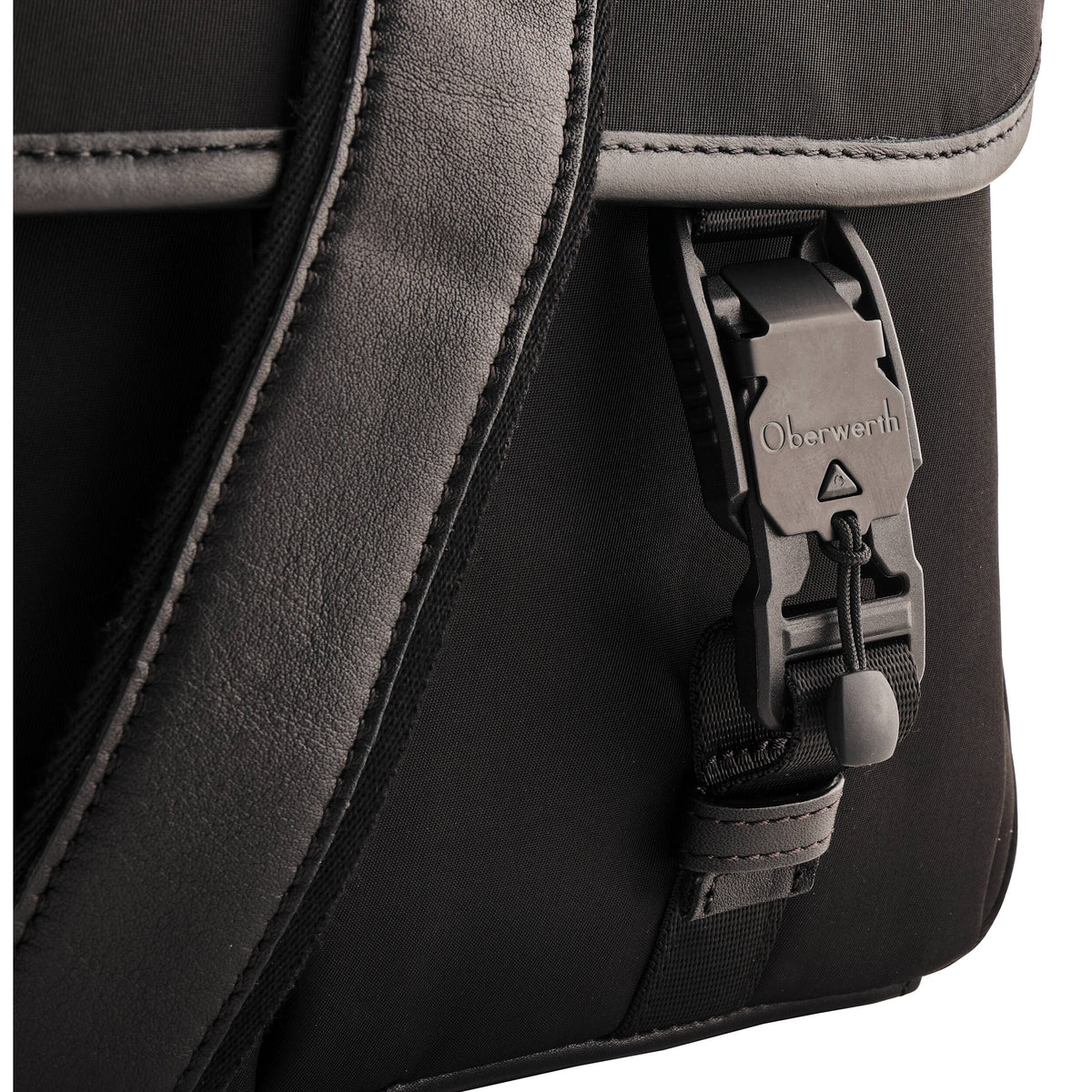 Bandolera Oberwerth ReLon L (Negro) - contenido de la caja