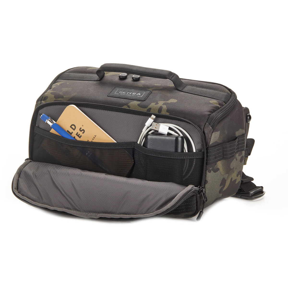 Bandolera Tenba AXIS V2 Sling (MultiCam Negro, 6L) - puertos y conexiones