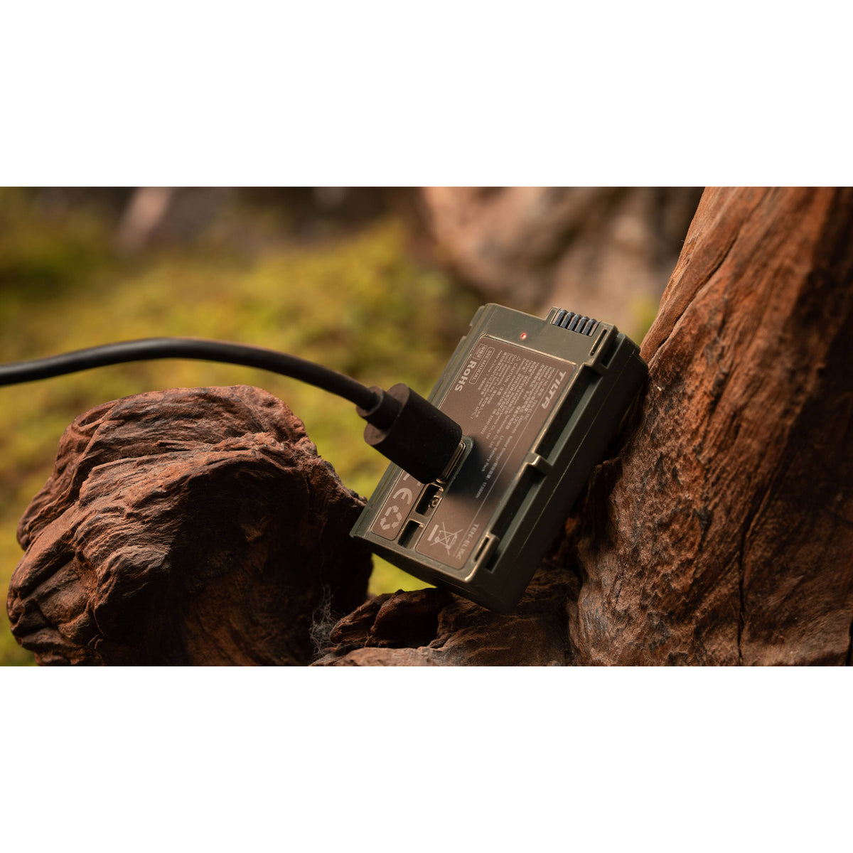 Batería Tilta EN-EL15C USB-C (2400mAh) - en uso