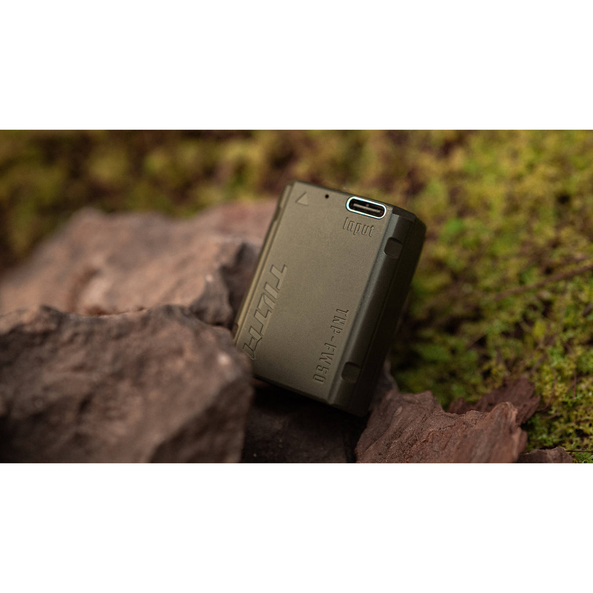 Batería Tilta NP-FW50 USB-C (980mAh) - detalle