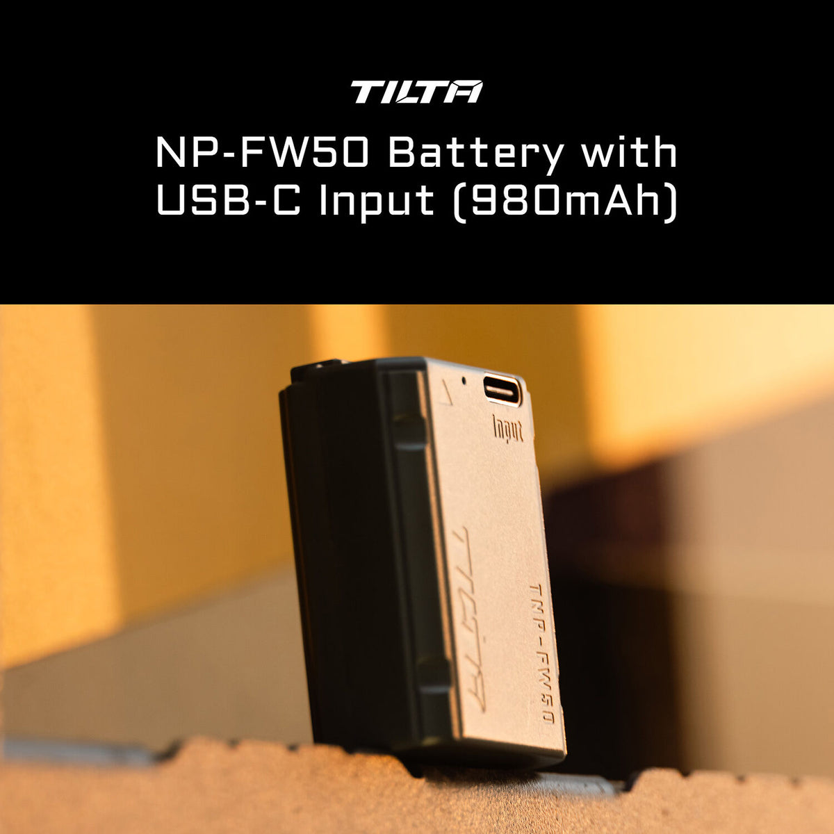 Batería Tilta NP-FW50 USB-C (980mAh) - en uso