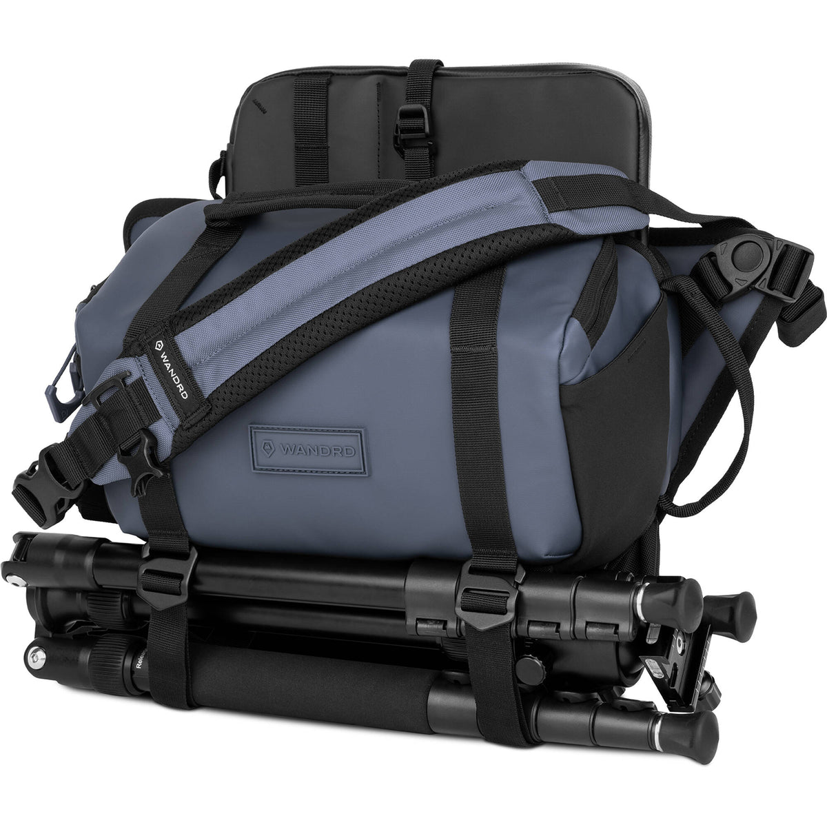 Bolso Bandolera WANDRD ROGUE V2 (Azul Aegean, 6L) - puertos y conexiones