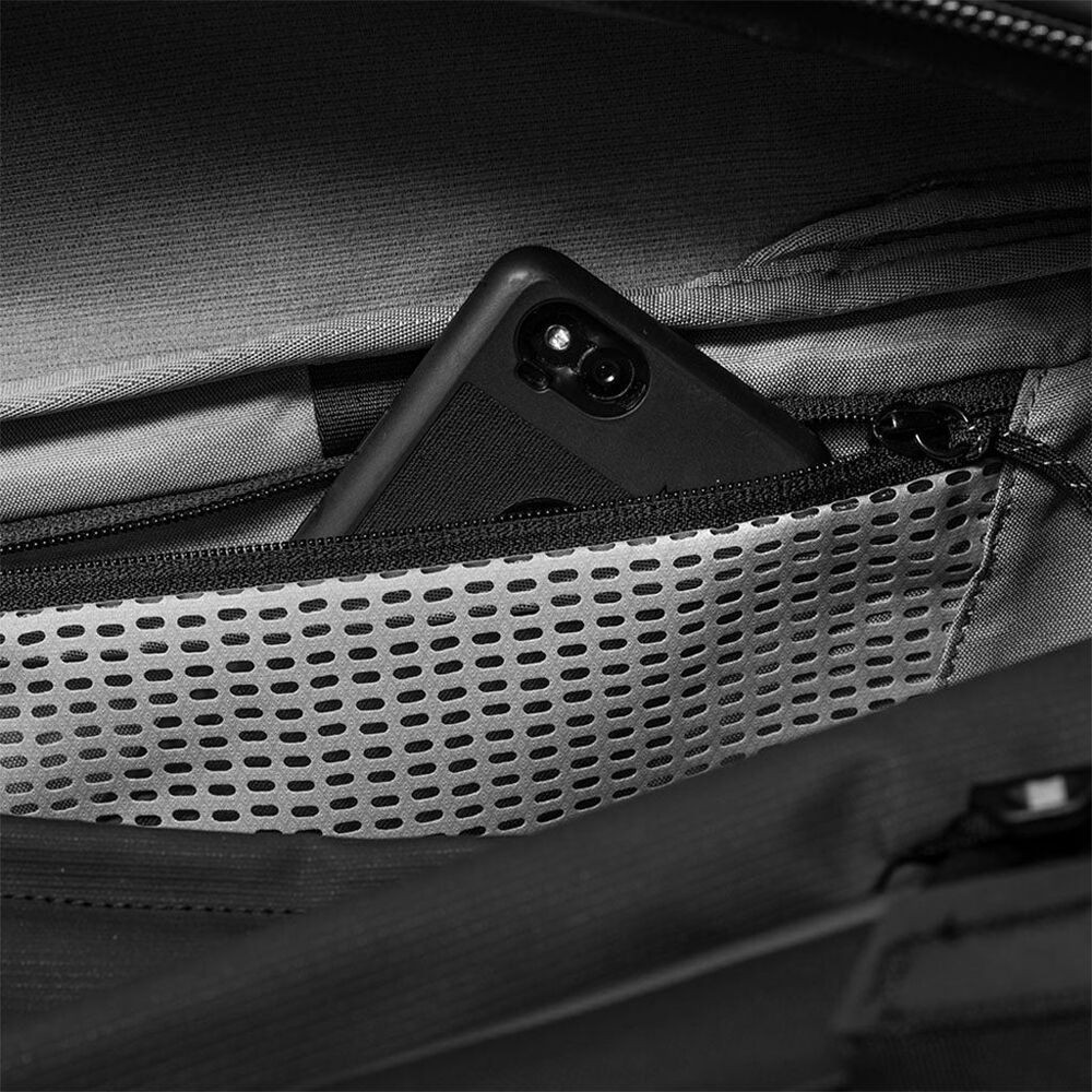 Bolso Peak Design Travel Duffel (Negro, 35L) - detalle