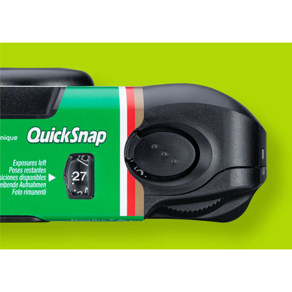 Cámara Analógica Fujifilm QuickSnap Flash 400 (27 Exposiciones) - en uso