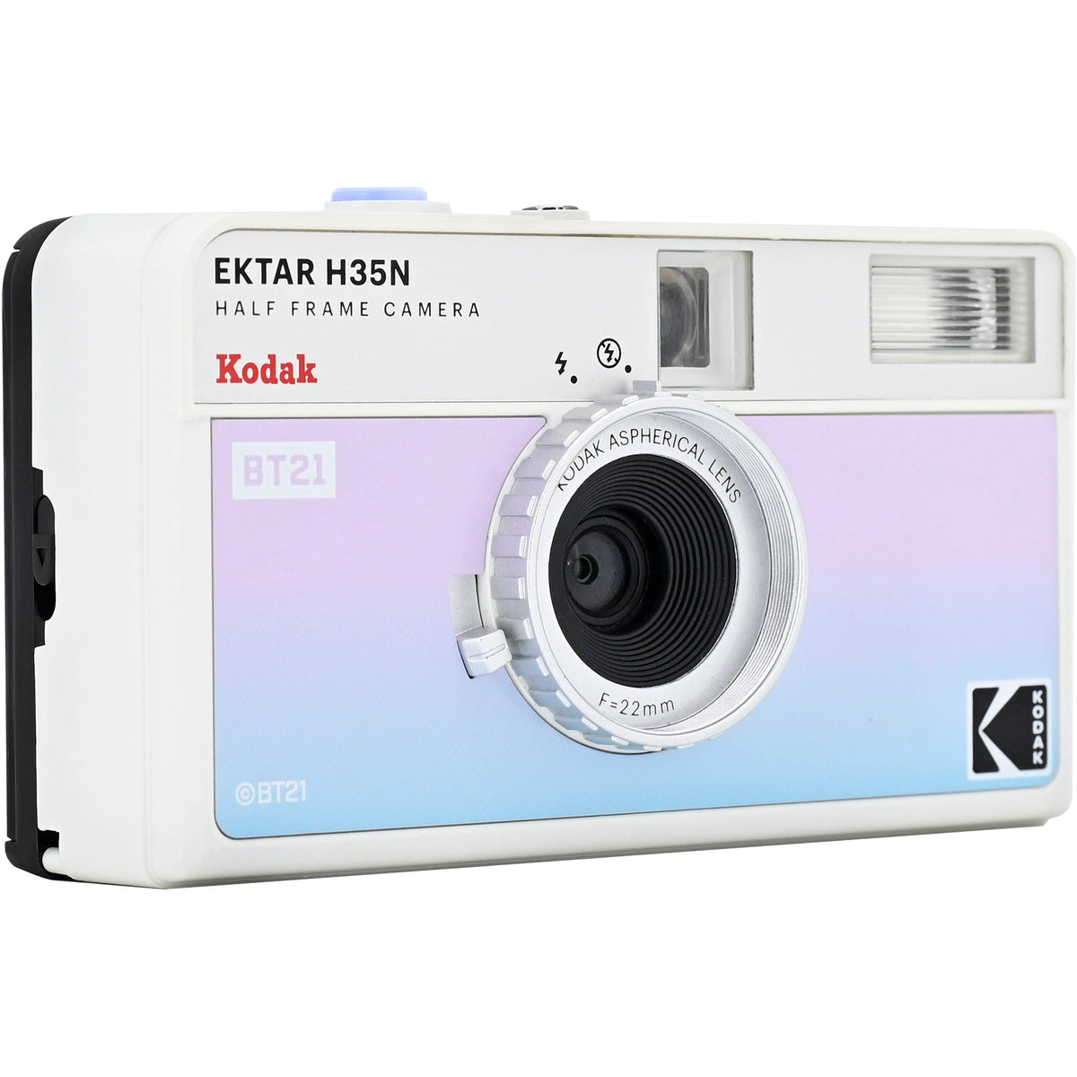 Cámara Analógica Kodak Ektar H35N (Edición BT21) - en uso