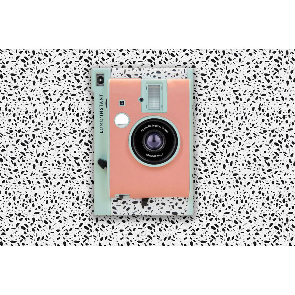 Cámara Analógica Lomography Lomo'Instant y 3 Lentes (Edición Milano) - vista lateral