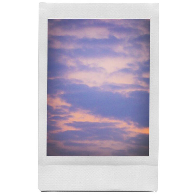 Cámara Analógica Lomography Lomo'Instant y 3 Lentes (Edición Song's Palette) - puertos y conexiones