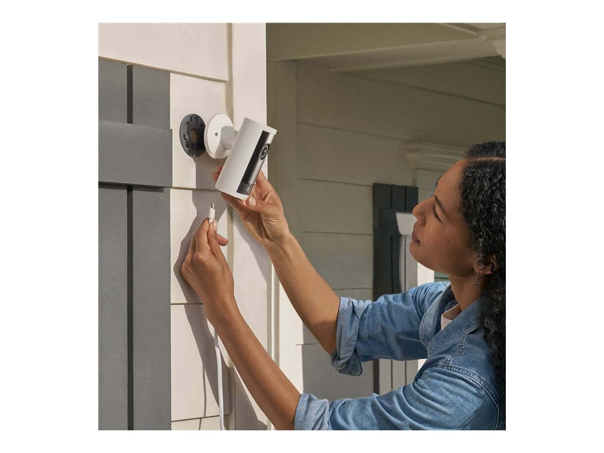 Cámara de Seguridad Ring Outdoor Cam Pro Plug-In (2nd Gen) - vista 4