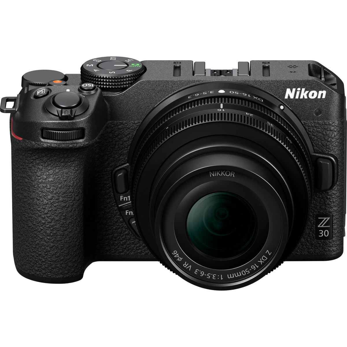 Cámara Digital Nikon Z30 Mirrorless con Lentes 16-50mm y 50-250mm - en uso