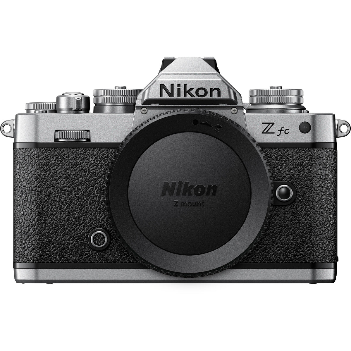 Cámara Digital Nikon Zfc Mirrorless con Lente 28mm f/2.8 SE - en uso