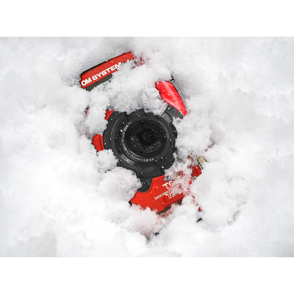 Cámara Digital OM System Tough TG-7 Sumergible Roja