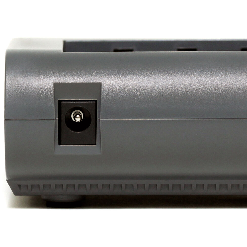 Cargador Powerex MH-C940-Analyzer - en uso