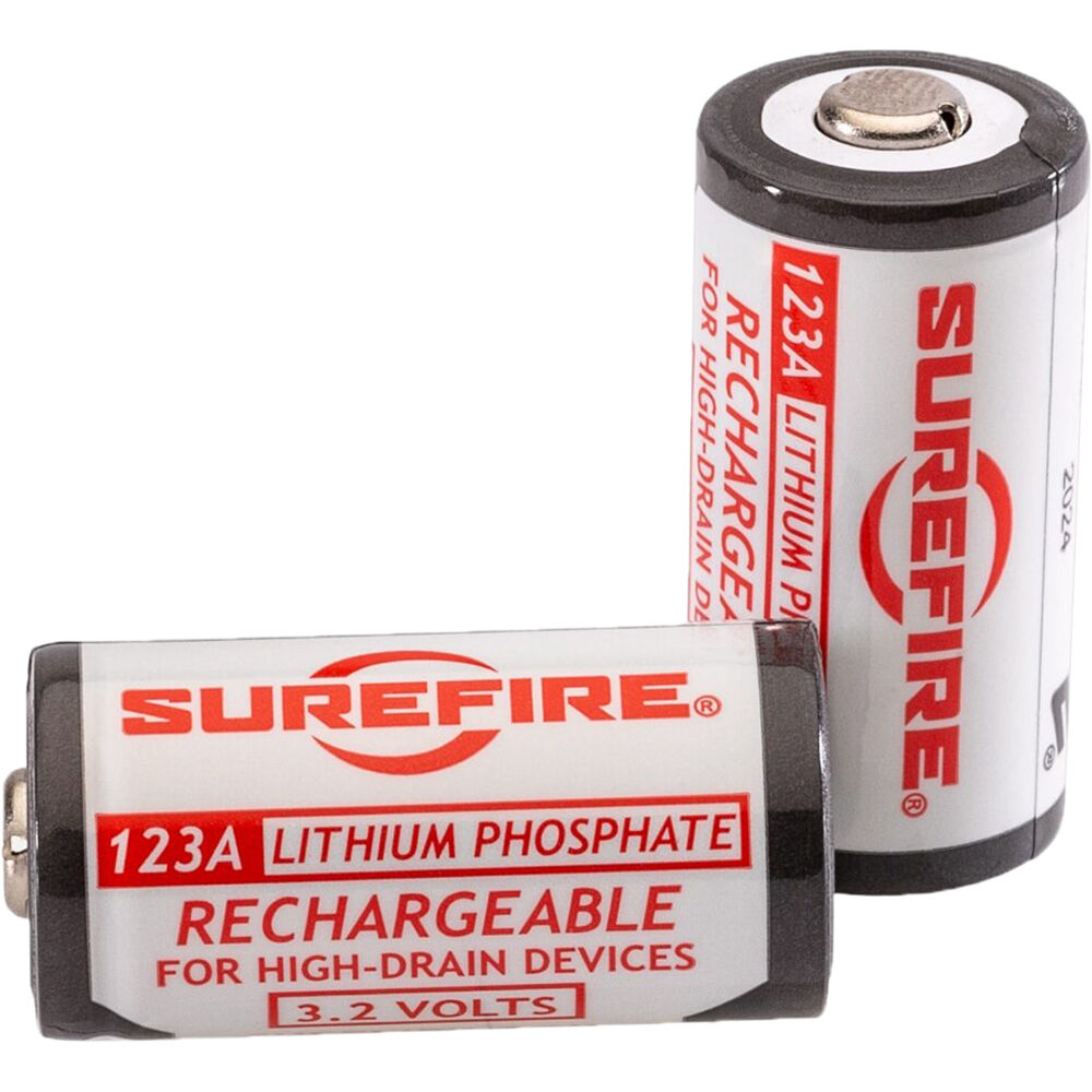 Cargador SureFire 123A recargables Lithium Phosphate 2-Pack con Kit - en uso