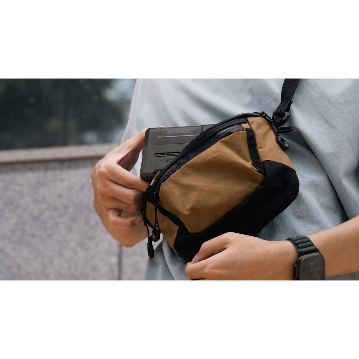 Cargador Tilta Portable Charging Station para EN-EL15C - contenido de la caja