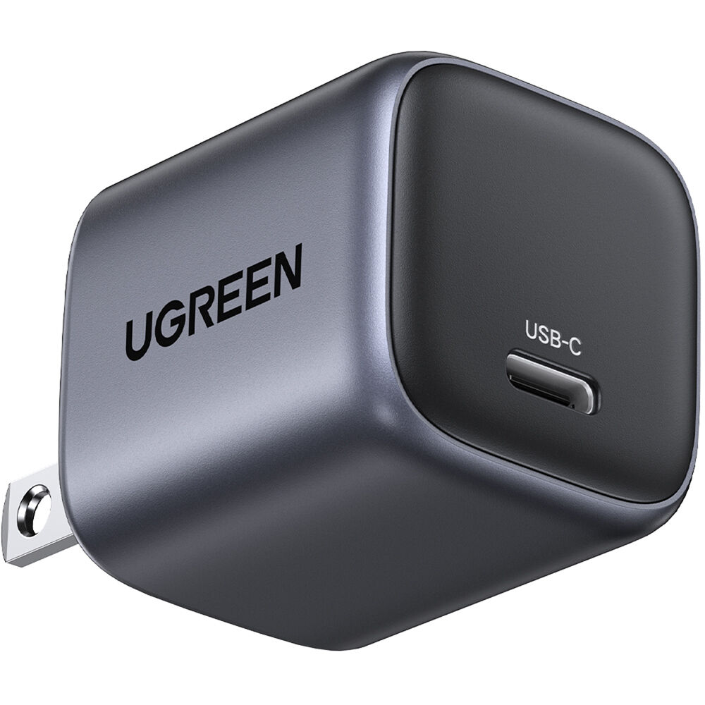 Cargador UGreen USB-C GaN 30W Carga Rápida Negro - vista frontal