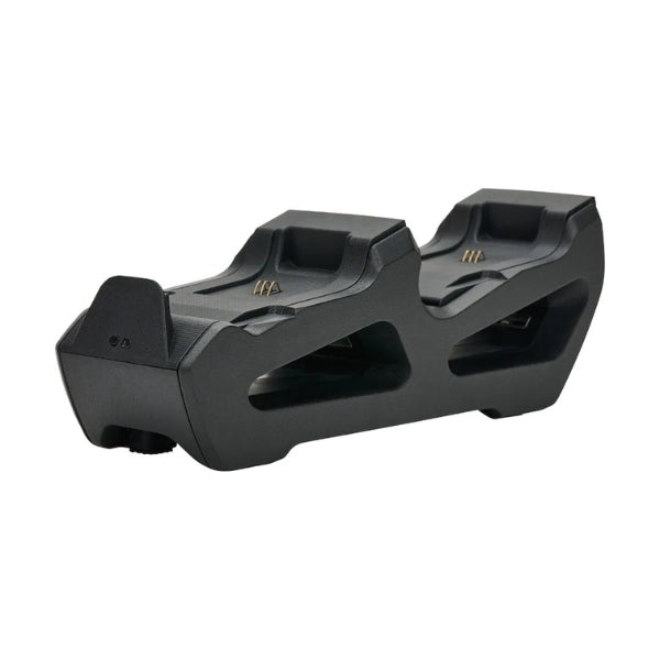 estacion-de-carga-dual-powera-para-2-controles-xbox-series-xs-y-xbox-one-con-baterias-recargables-e-indicadores-led-negro