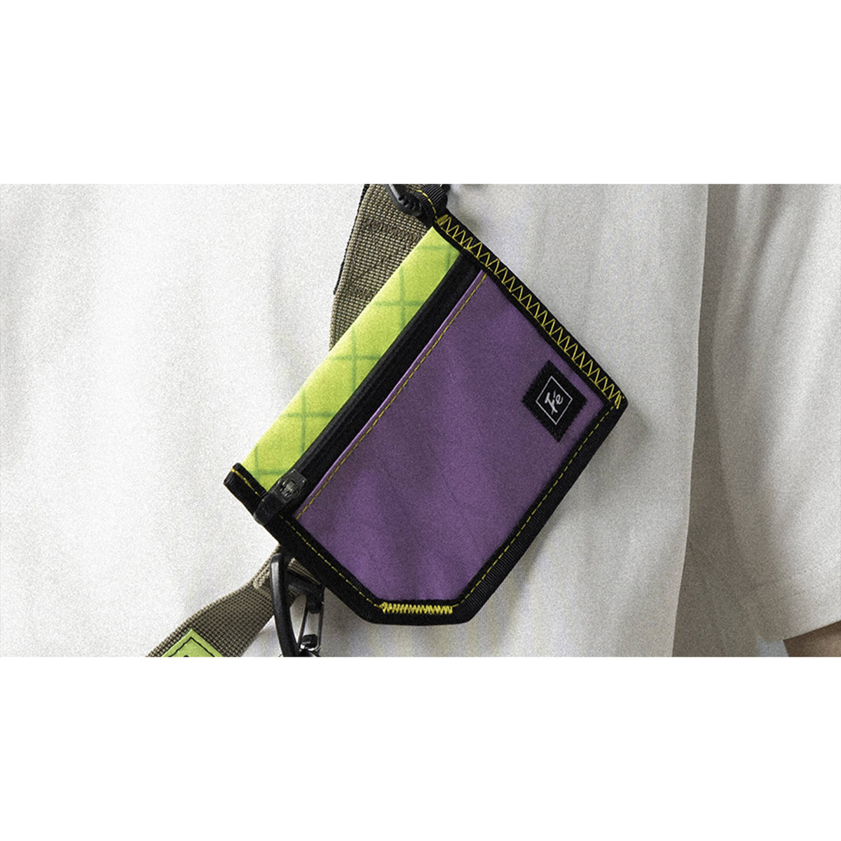 Estuche para Tarjetas Tilta X-PAC VX21 (Gris & Negro) - puertos y conexiones