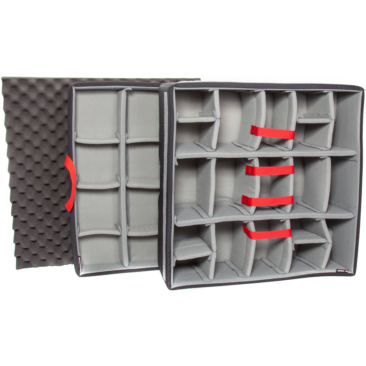 Estuche Rígido Nanuk 970 con ruedas con divisores acolchados (Negro, 134L) - puertos y conexiones