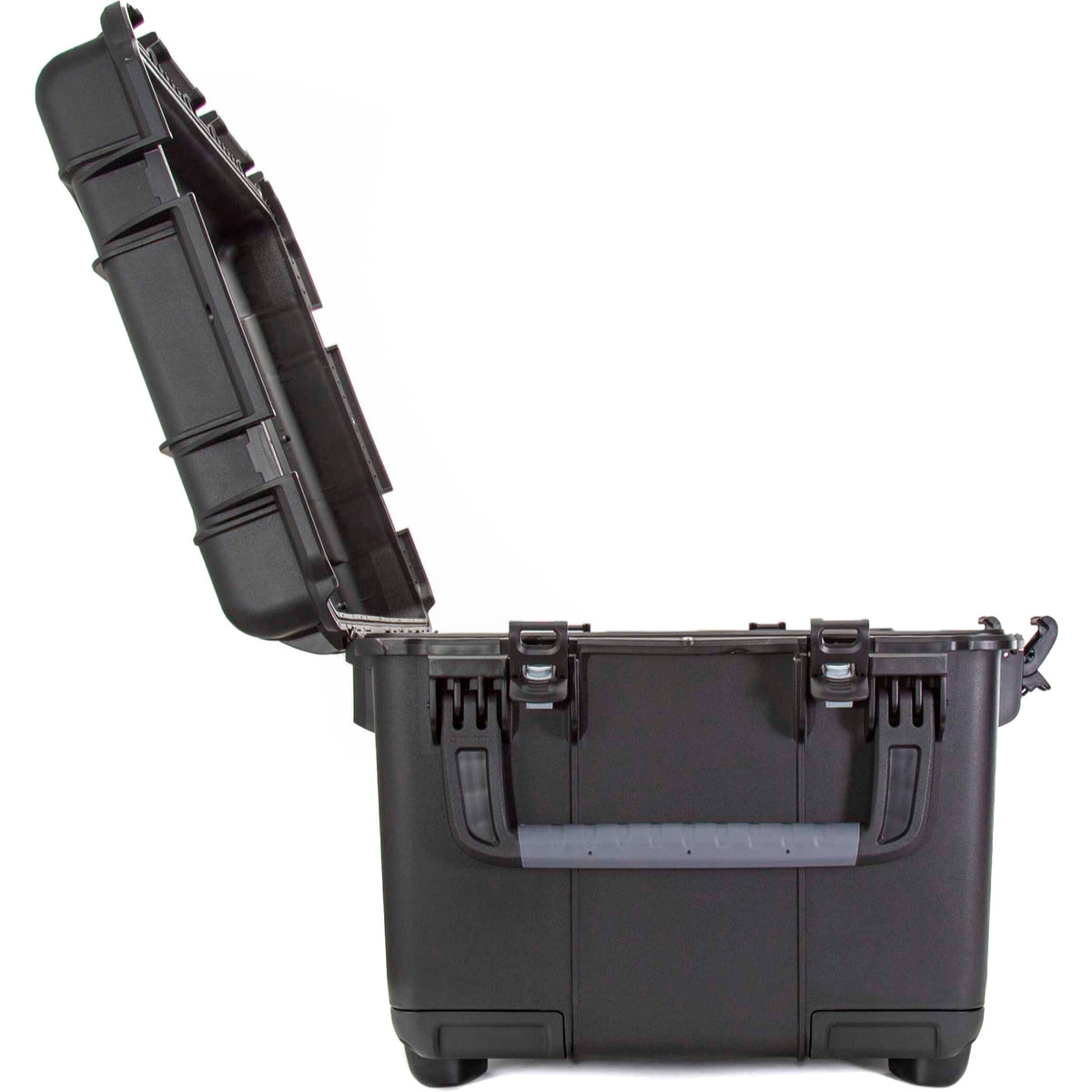Estuche Rígido Nanuk 975T con divisores acolchados y organizador en la tapa (Negro, 186L) - vista lateral